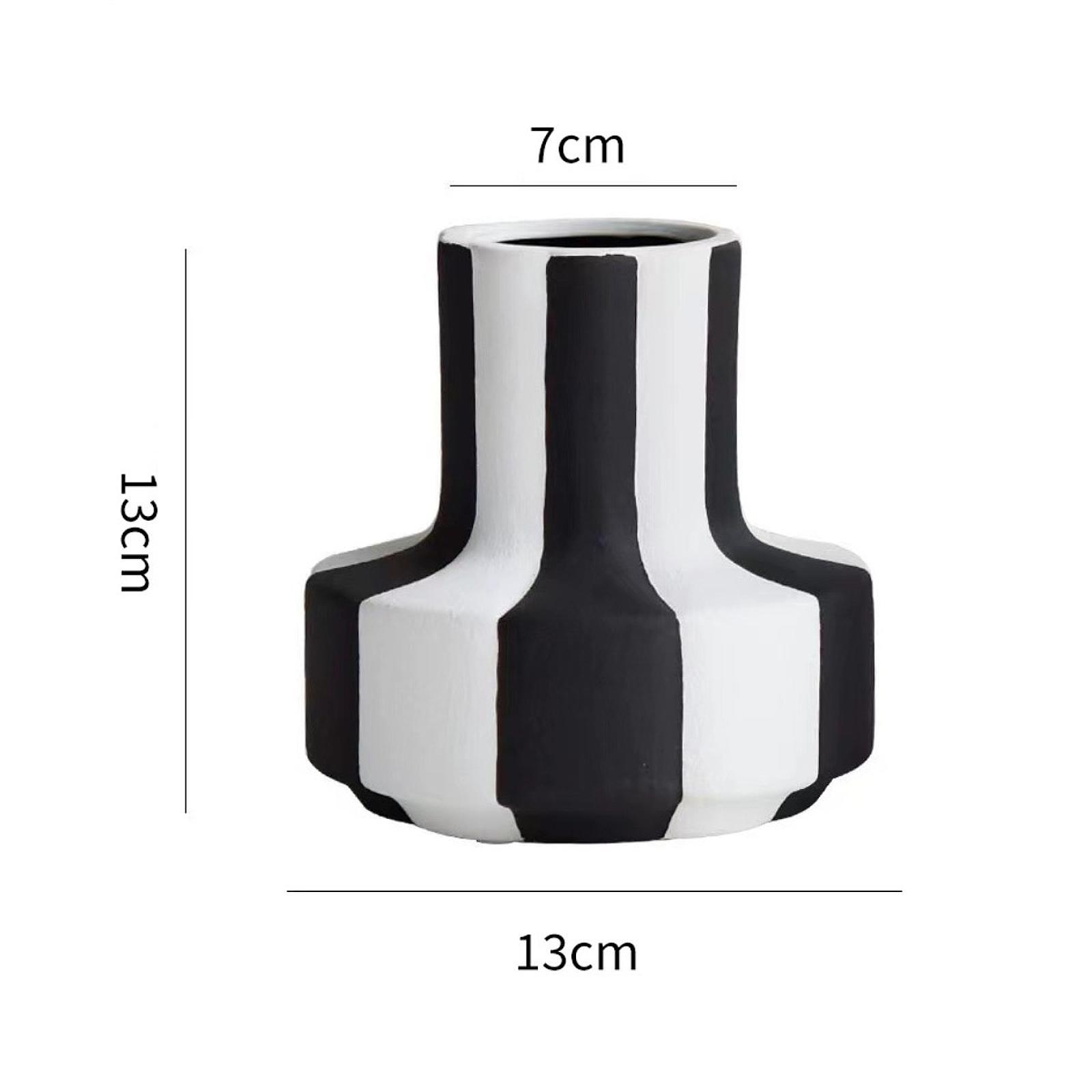 エレガントな黒白ストライプのプランターベース、ミニマリストフ - Desk Setup Minimalist のレビューと価格