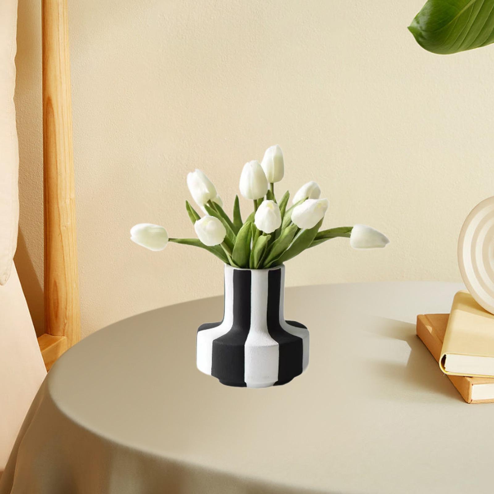 エレガントな黒白ストライプのプランターベース、ミニマリストフ - Desk Setup Minimalist のレビューと価格