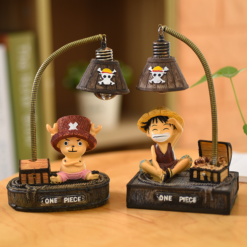 ワンピースのアニメをモチーフにしたナイトライト。トニートニー - Desk Setup Lamp のレビューと価格